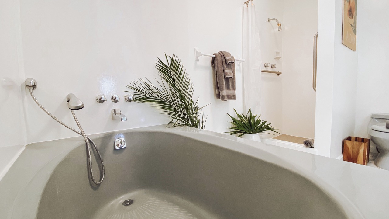 Photo of Bathroom in Kaneohe