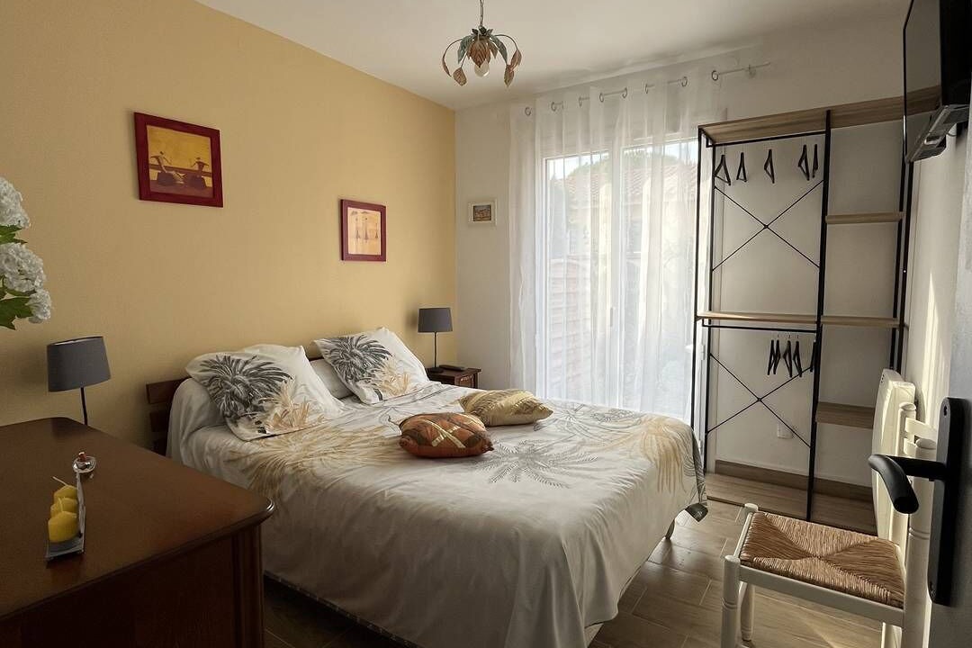Photo of Bedroom in Les Arenes