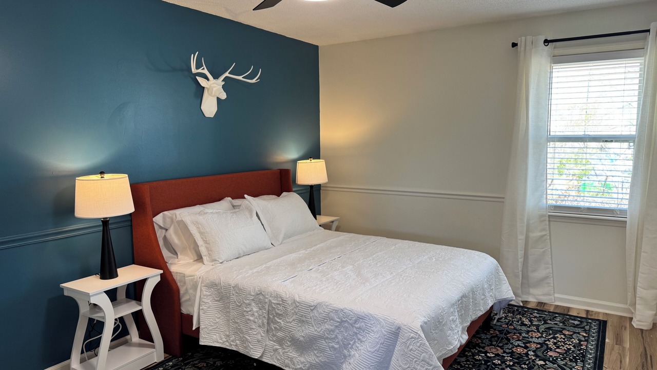 Photo of Bedroom in Martinez