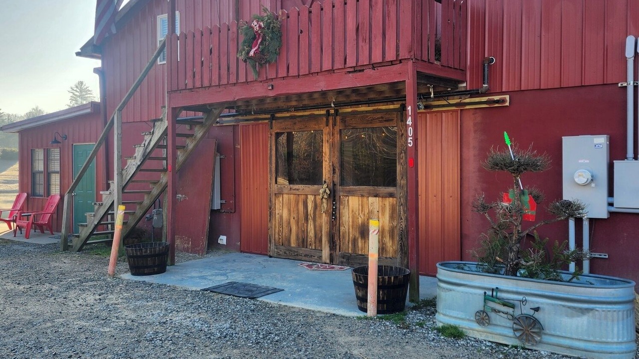 Photo of Outdoor in Ashley Oaks