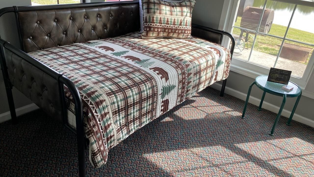 Photo of Bedroom in Ashley Oaks