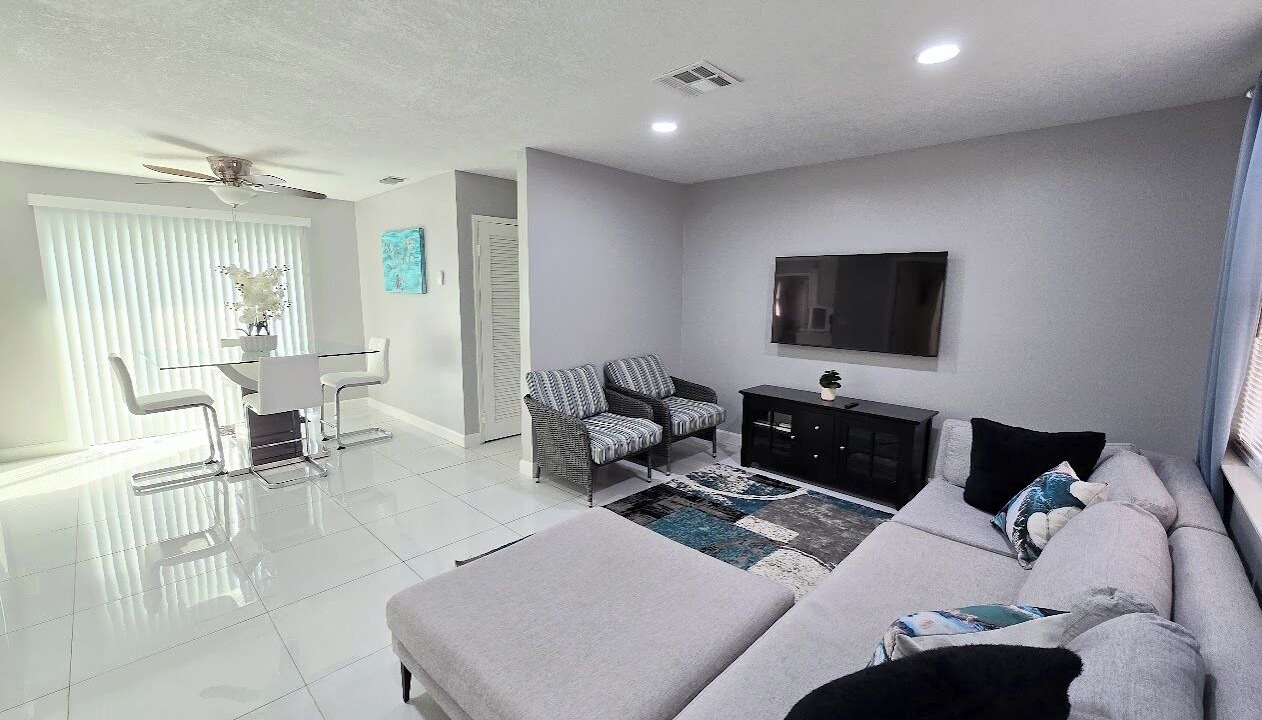 Photo of Livingroom in Homestead