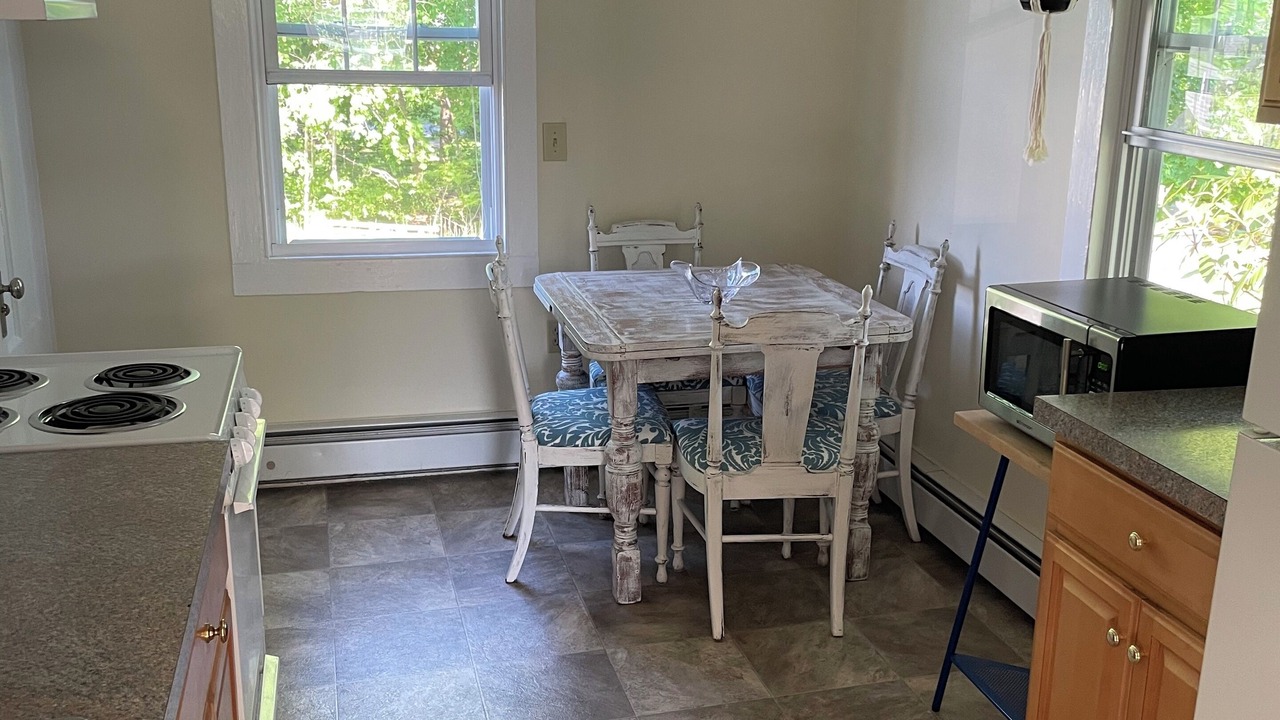 Photo of Others in Clinton