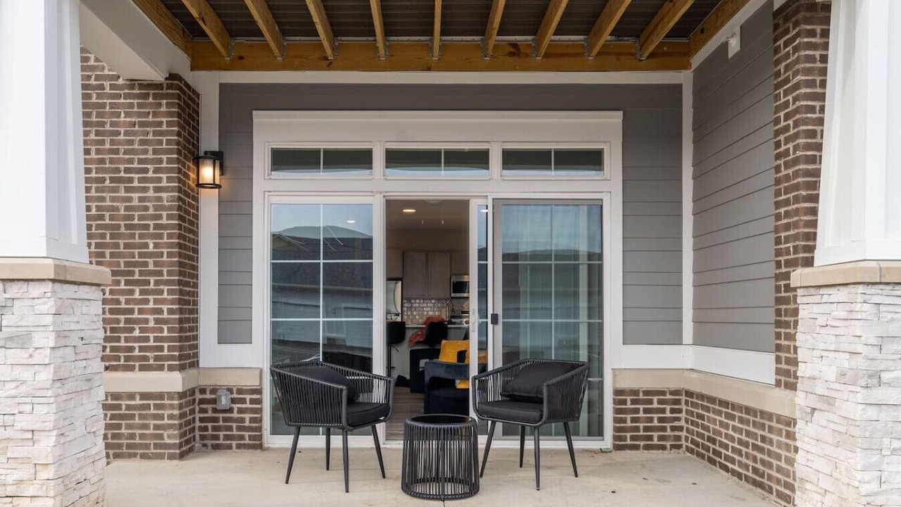 Photo of Patio Balcony in Whitestown