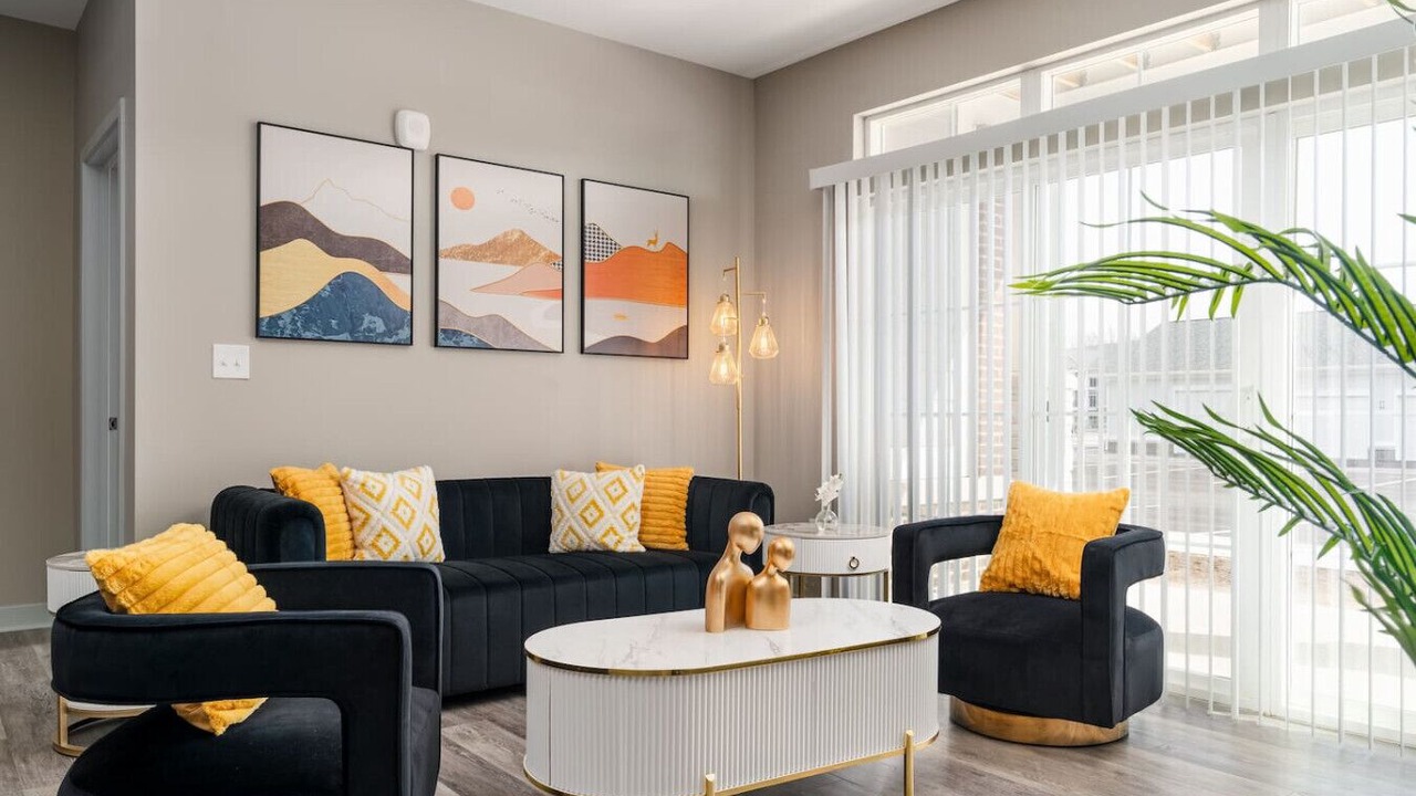 Photo of Livingroom in Whitestown