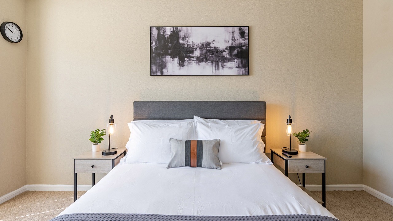 Photo of Bedroom in Astrodome