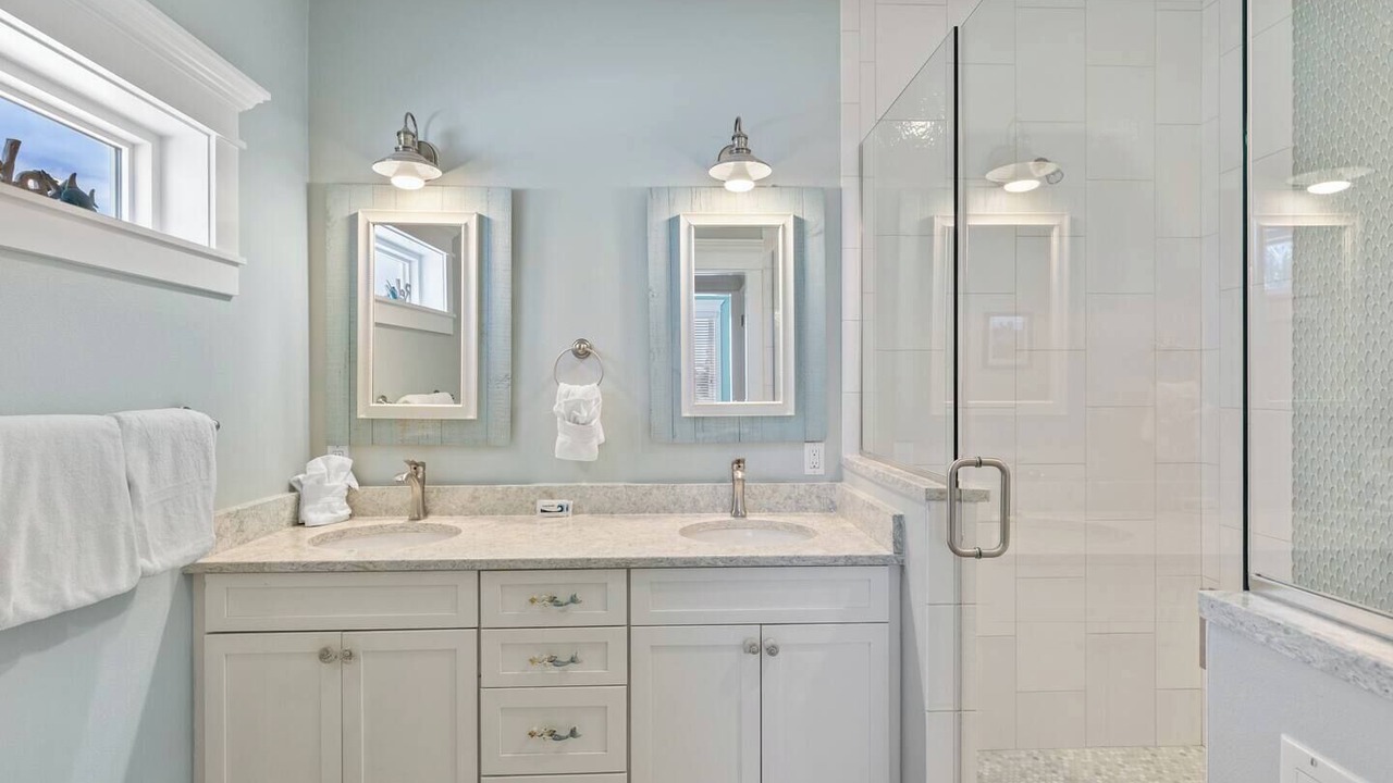 Photo of Bathroom in Bradenton Beach