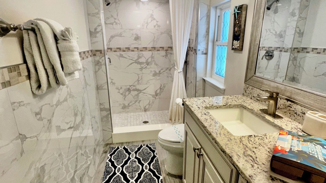 Photo of Bathroom in Gulf Gate Estates