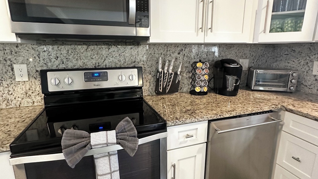 Photo of Kitchen in Gulf Gate Estates