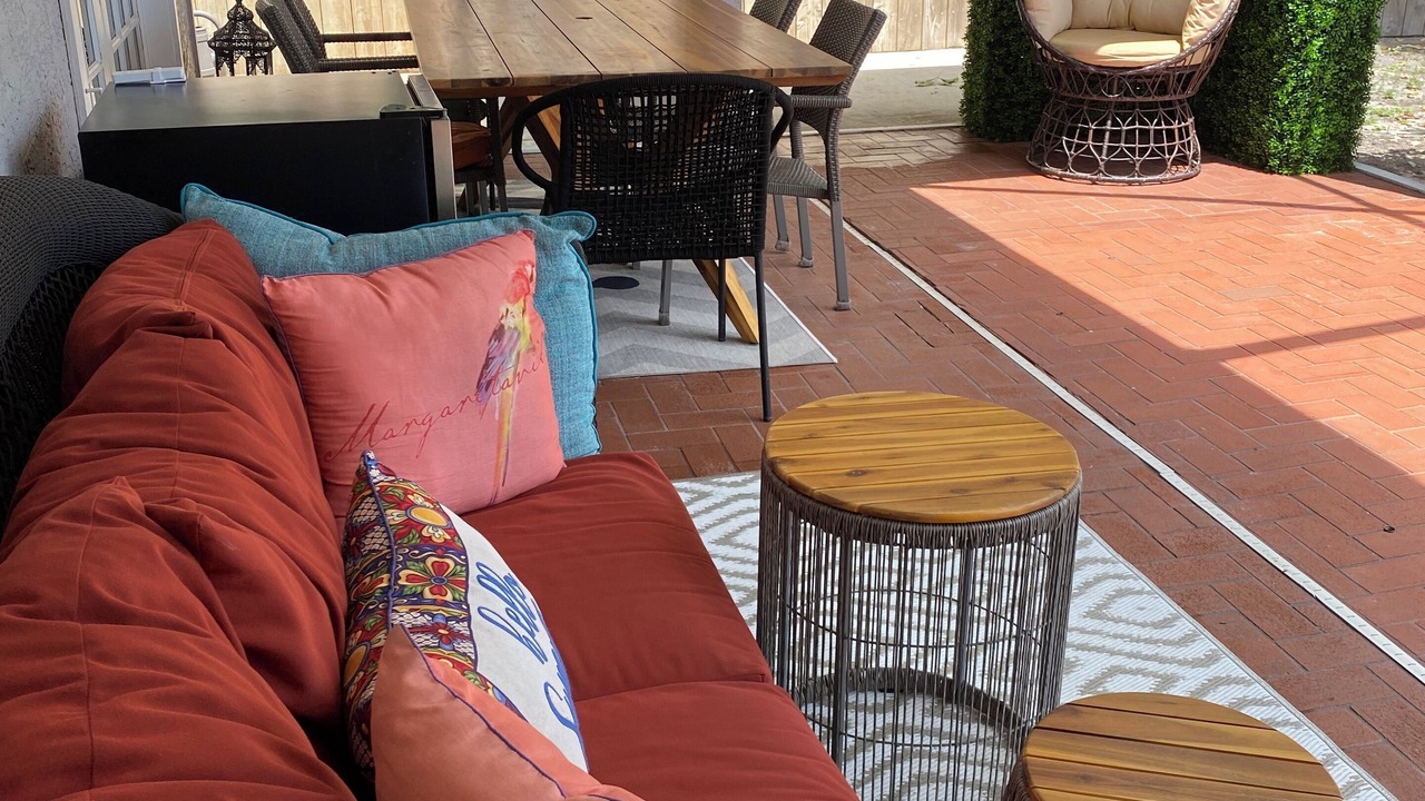 Photo of Outdoor in Gulf Gate Estates