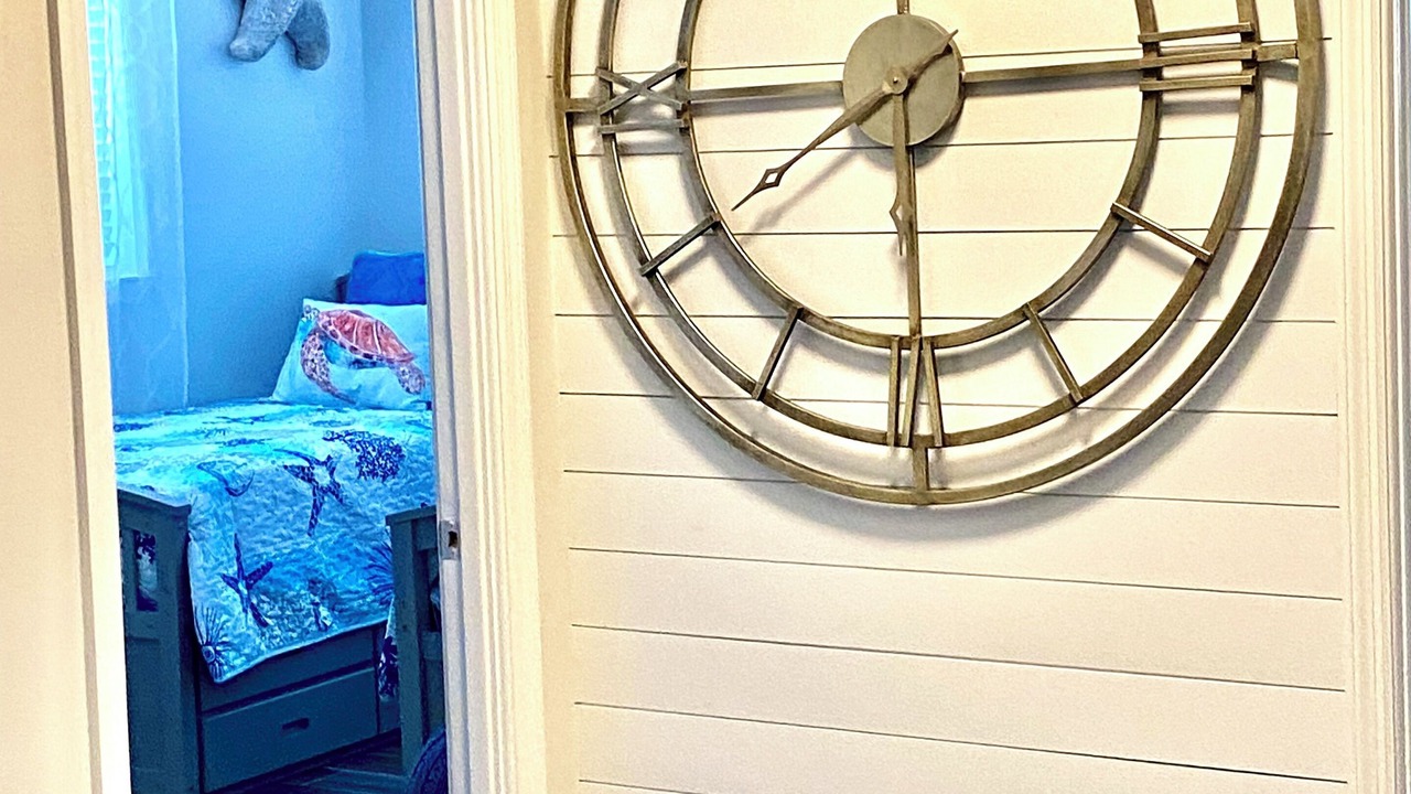 Photo of Bedroom in Gulf Gate Estates