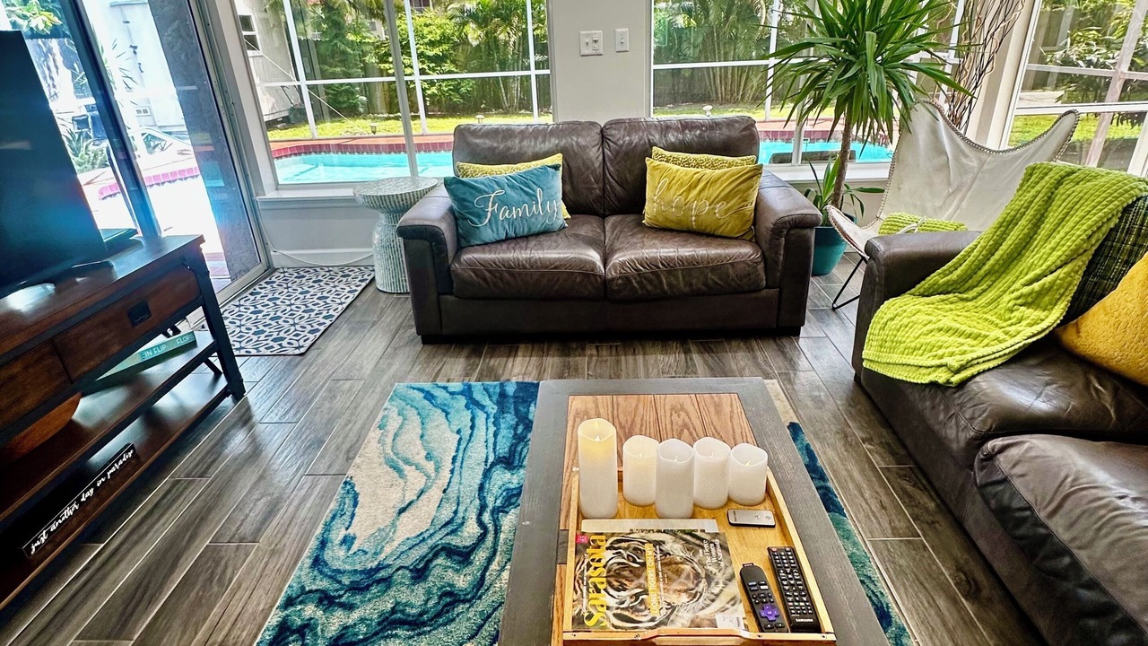 Photo of Livingroom in Gulf Gate Estates