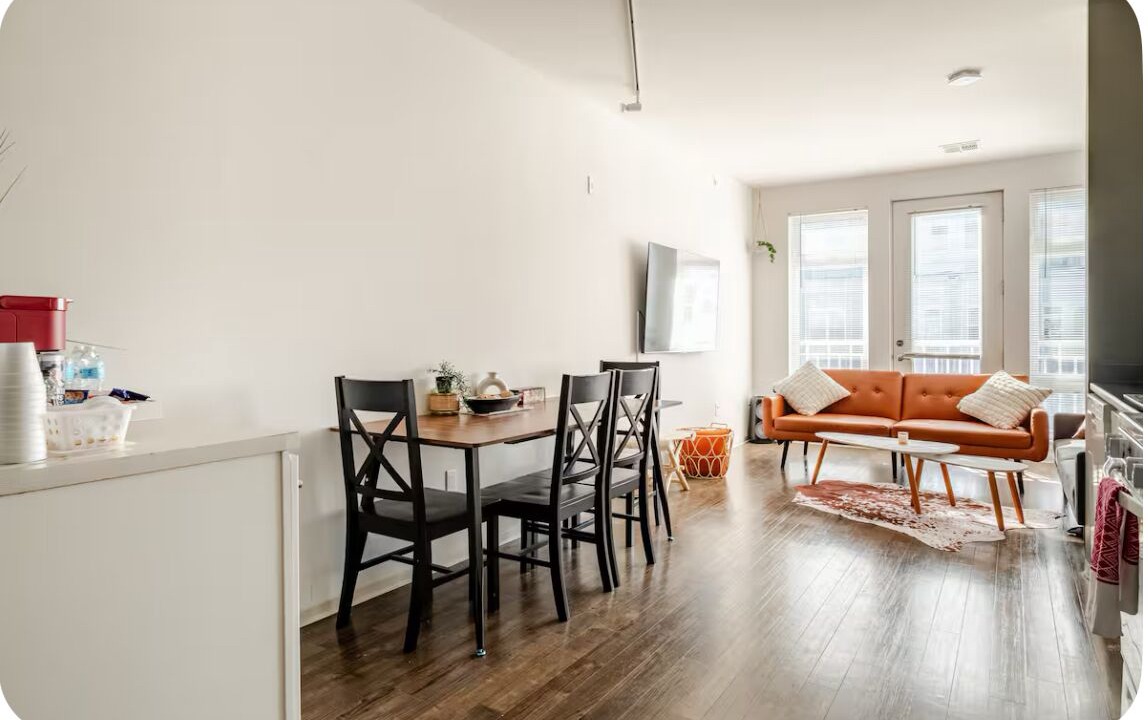 Photo of Livingroom in Boston