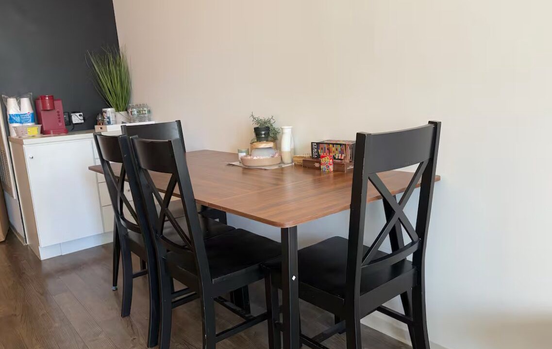 Photo of Livingroom in Boston