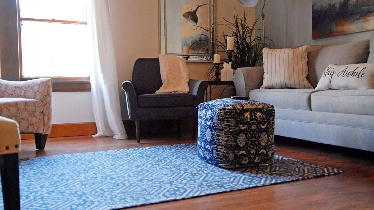 Photo of Livingroom in Bloomington