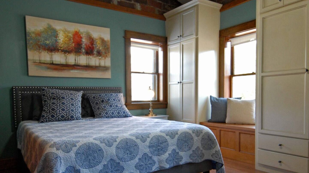 Photo of Bedroom in Bloomington