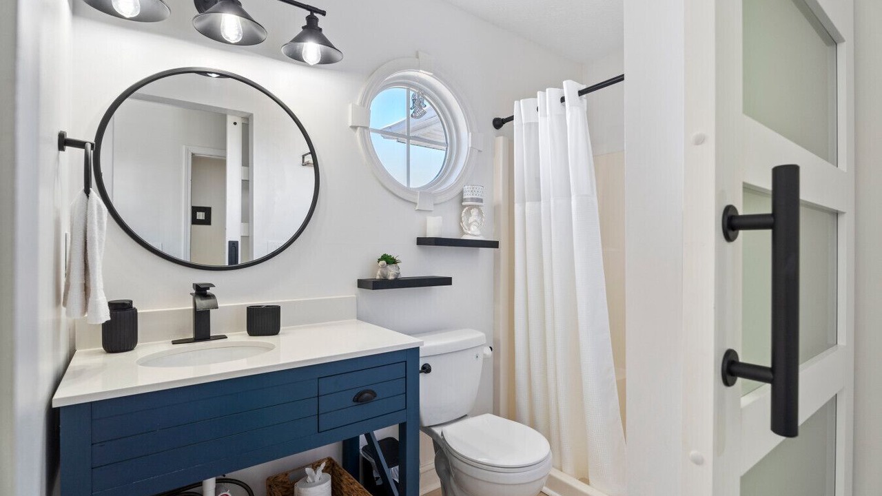 Photo of Bathroom in North Carolina Coast