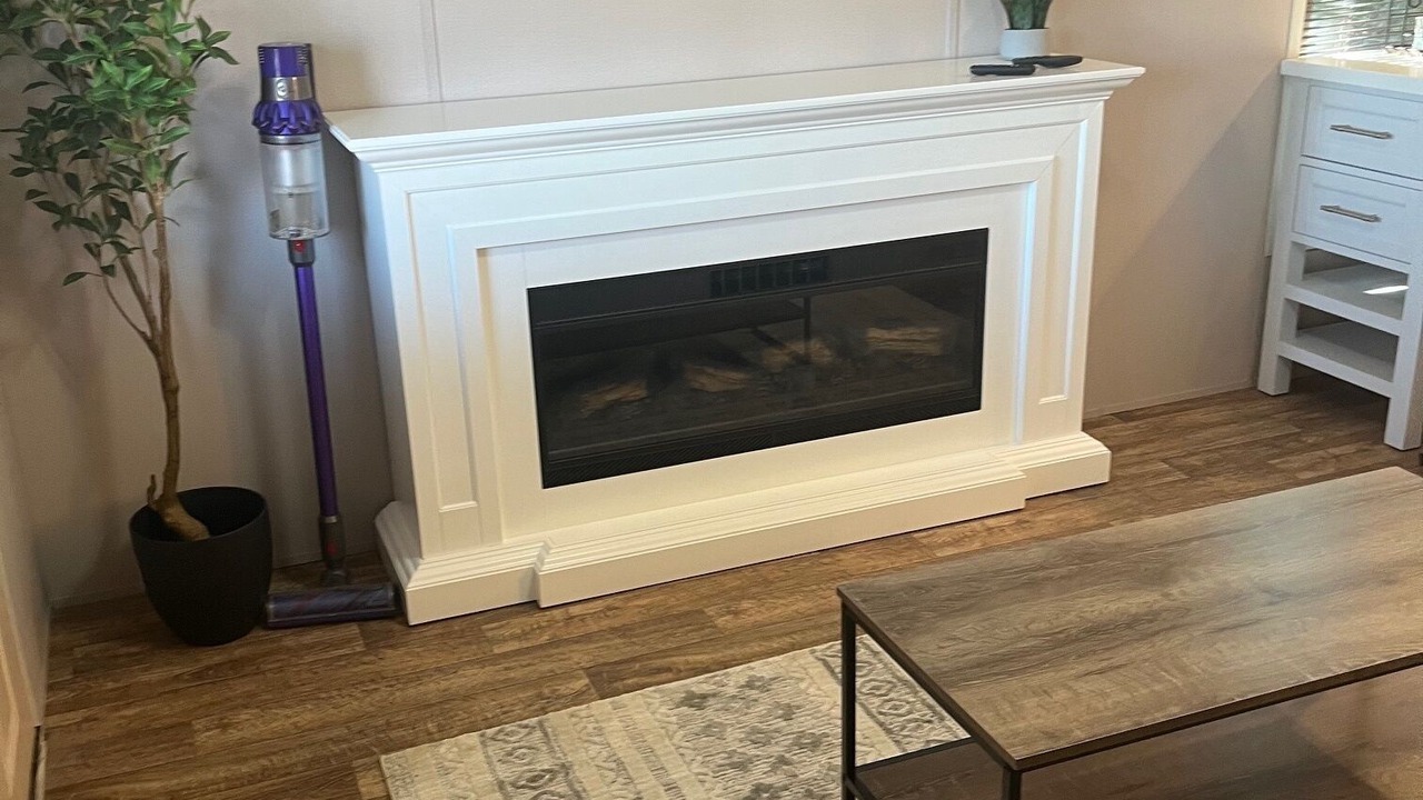 Photo of Livingroom in Cedar Creek