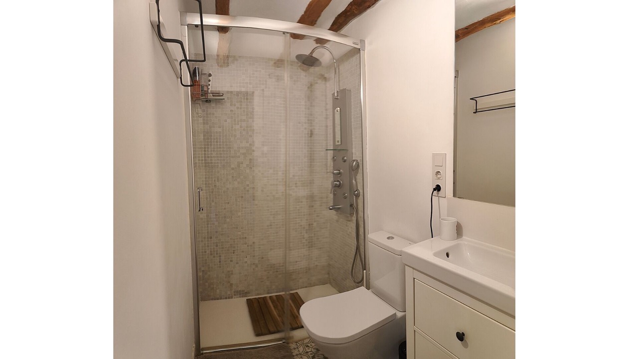 Photo of Bathroom in Bot