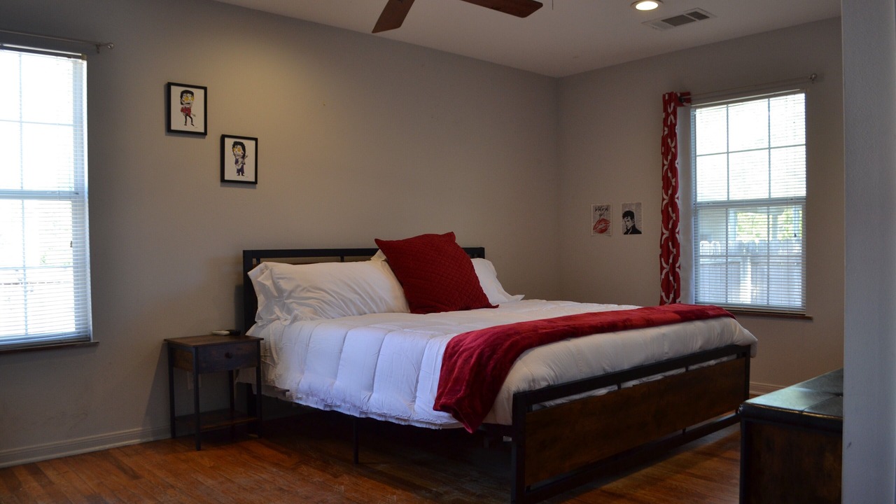 Photo of Bedroom in North Loop