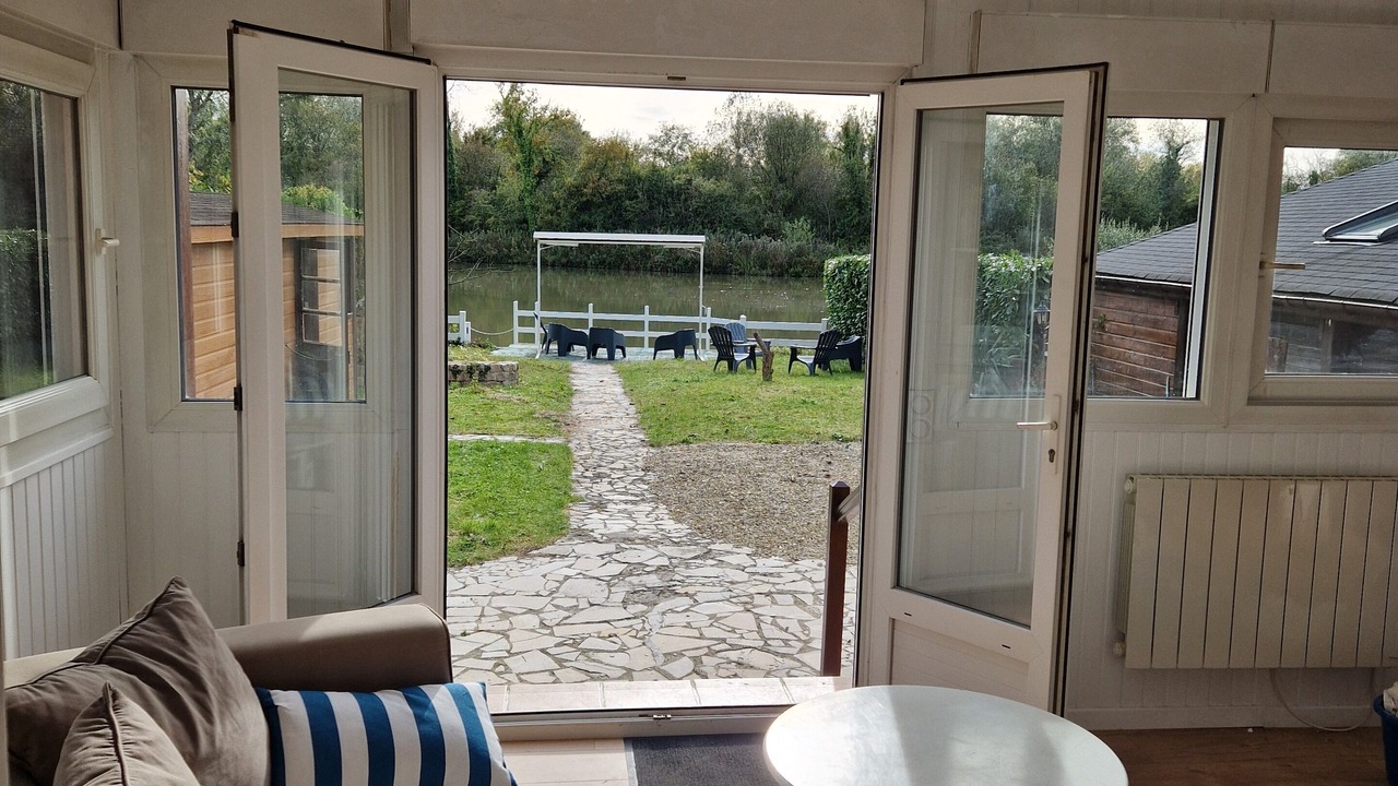 Photo of Livingroom in Saint-Sauveur-les-Bray