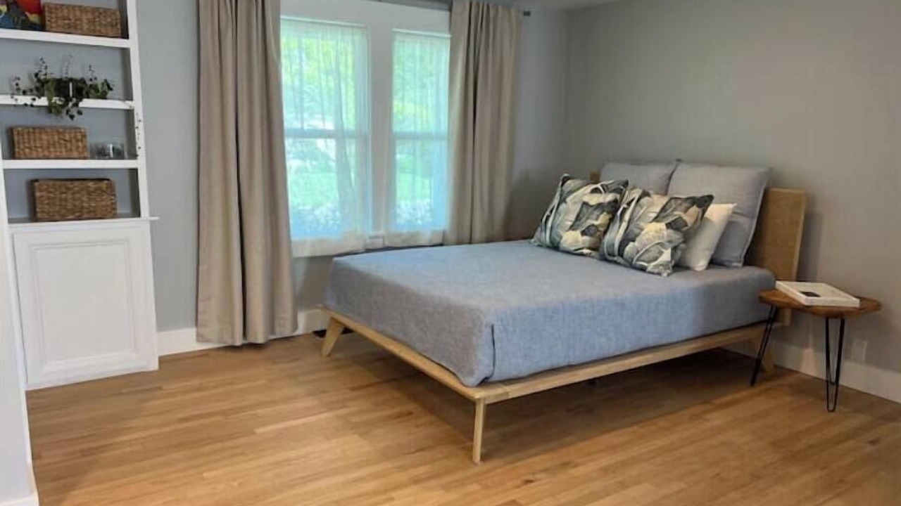 Photo of Bedroom in Cohasset