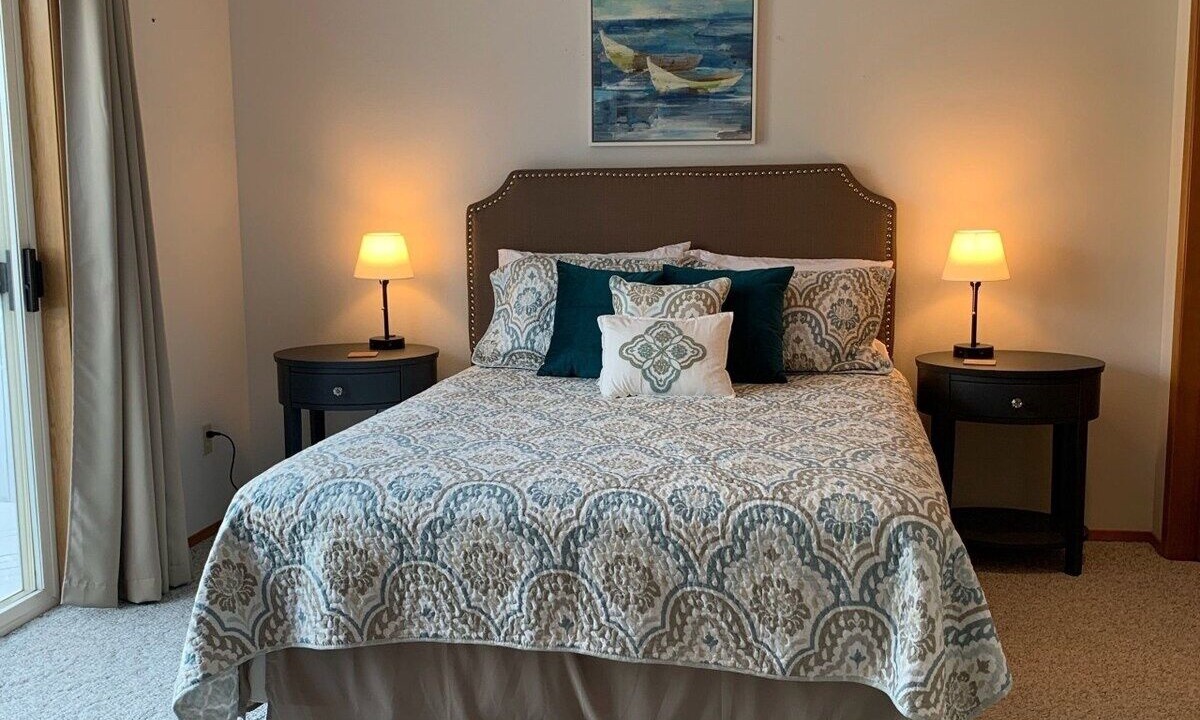 Photo of Bedroom in Sunland Estates