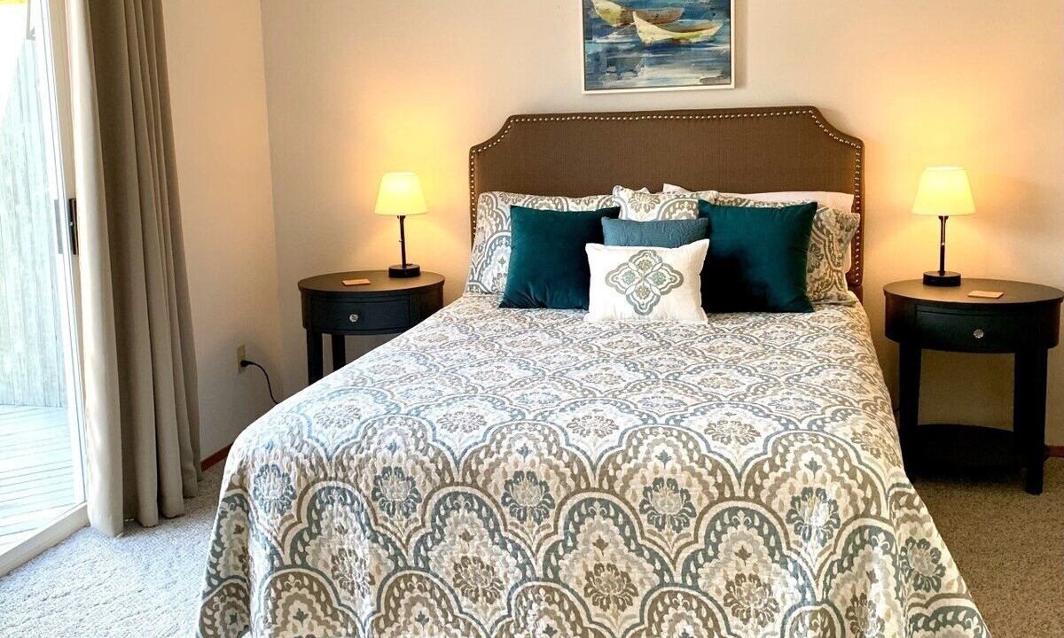 Photo of Bedroom in Sunland Estates