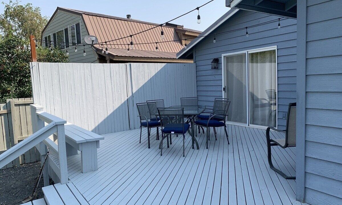 Photo of Outdoor in Sunland Estates