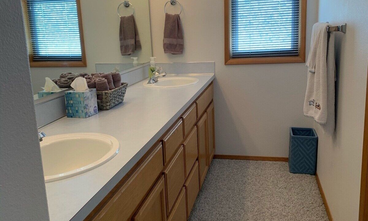 Photo of Bathroom in Sunland Estates