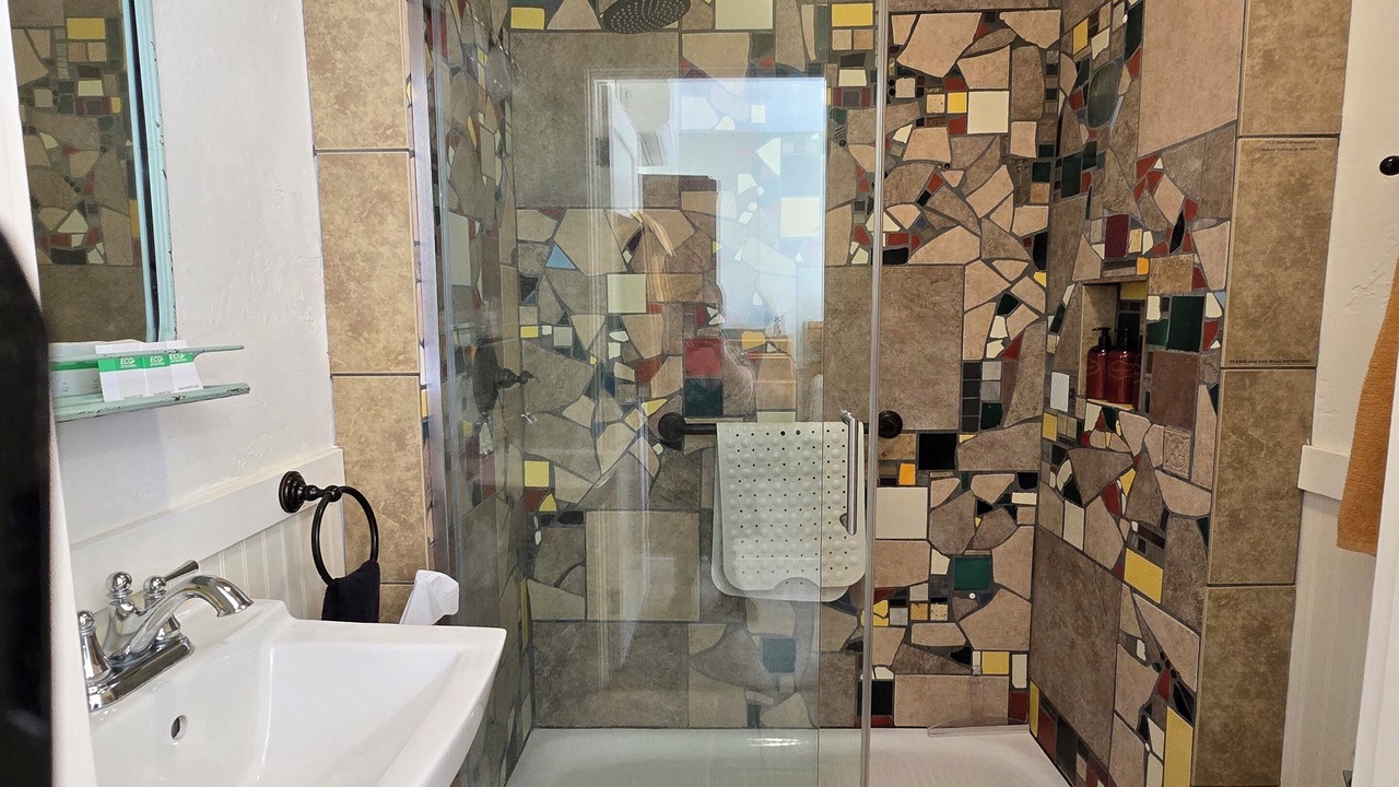 Photo of Bathroom in Bisbee