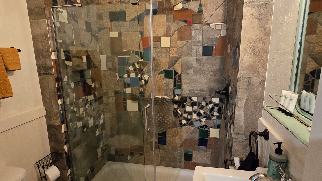 Photo of Bathroom in Bisbee