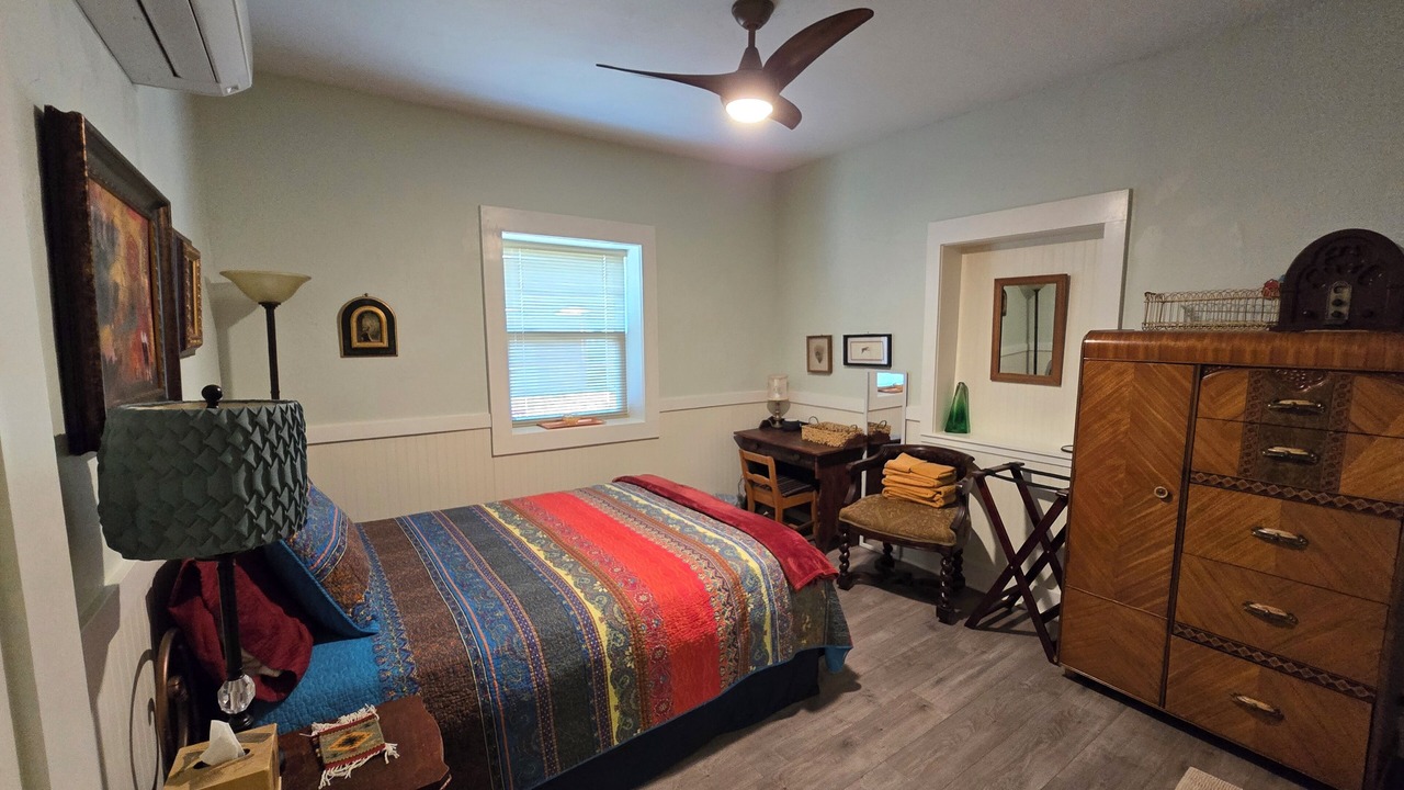 Photo of Bedroom in Bisbee