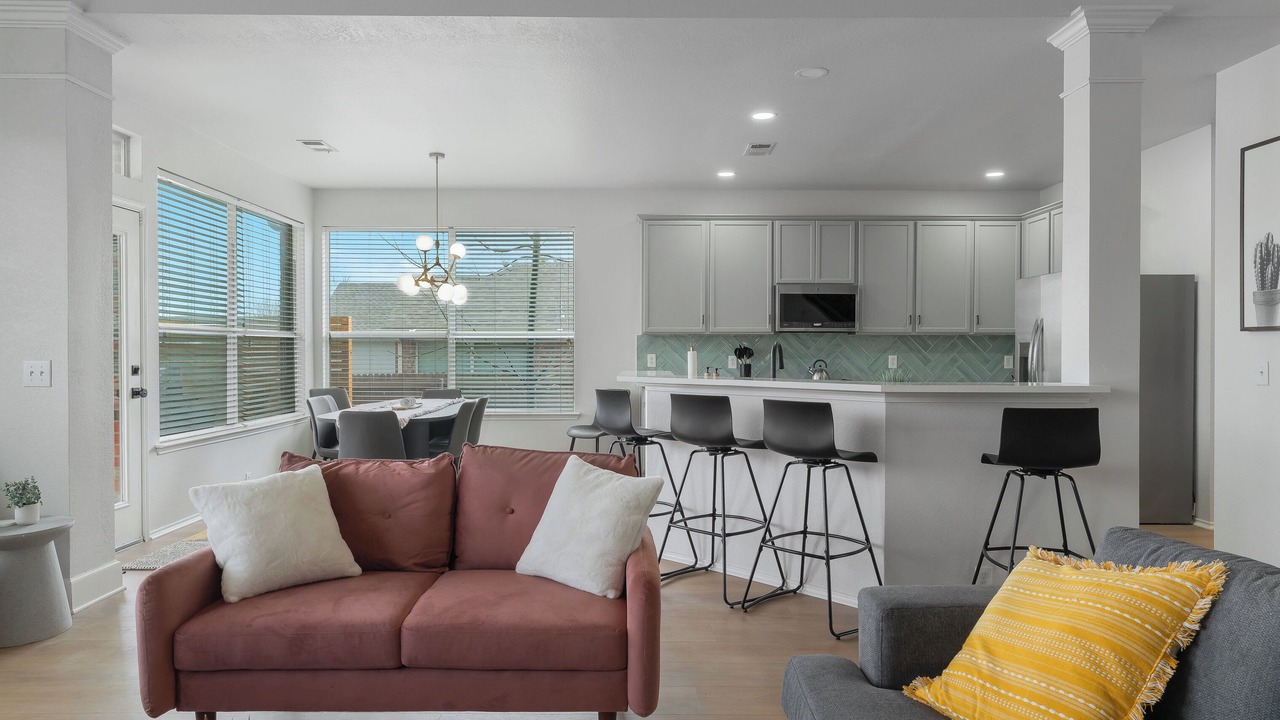 Photo of Livingroom in Grand Prairie