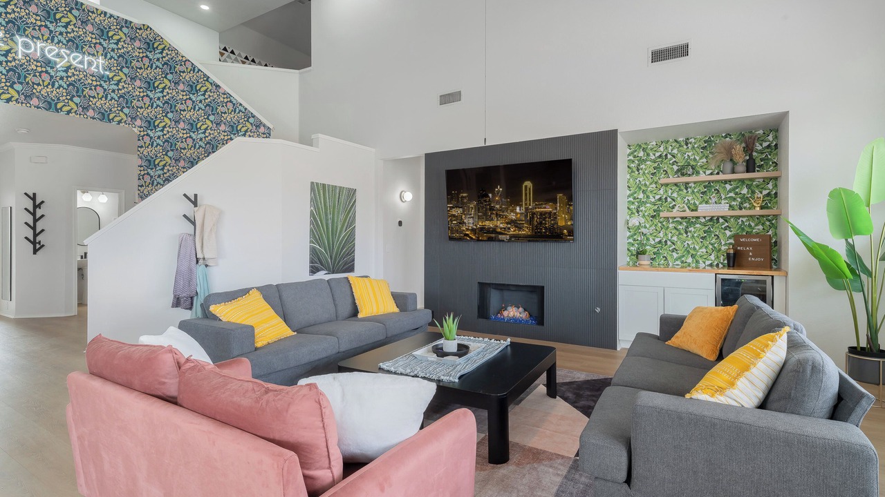 Photo of Livingroom in Grand Prairie