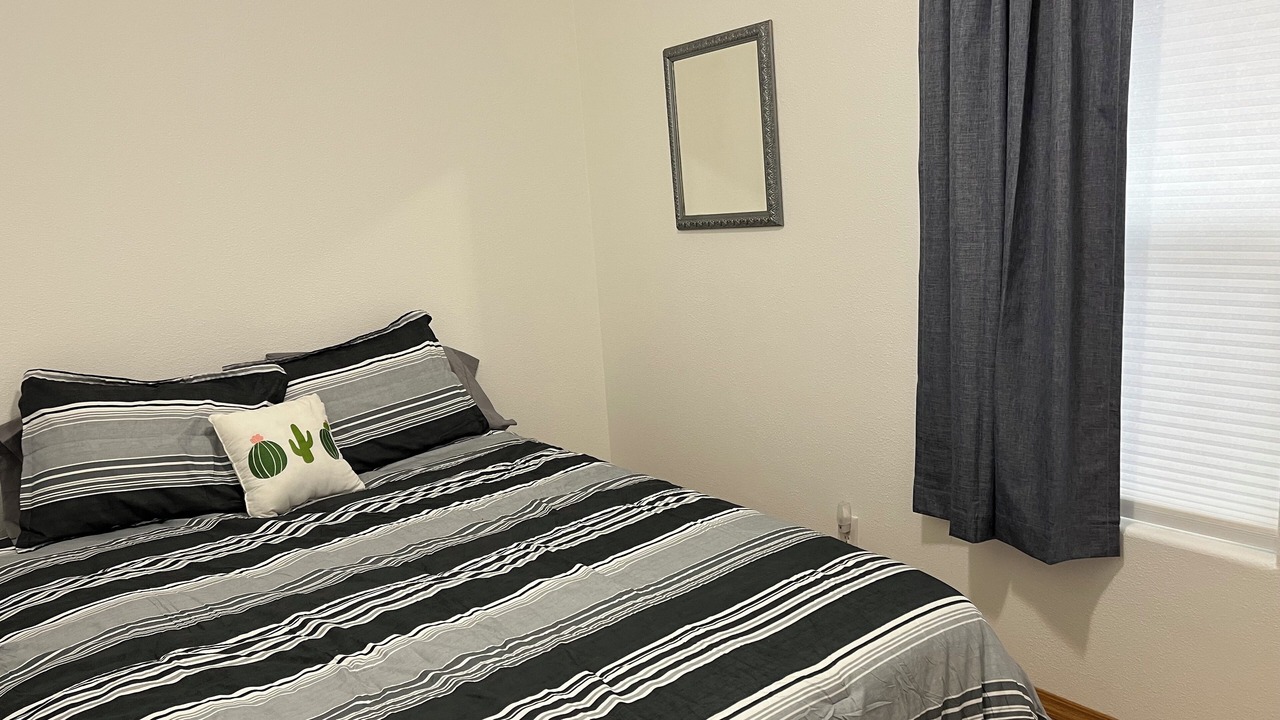 Photo of Bedroom in Pine Hollow