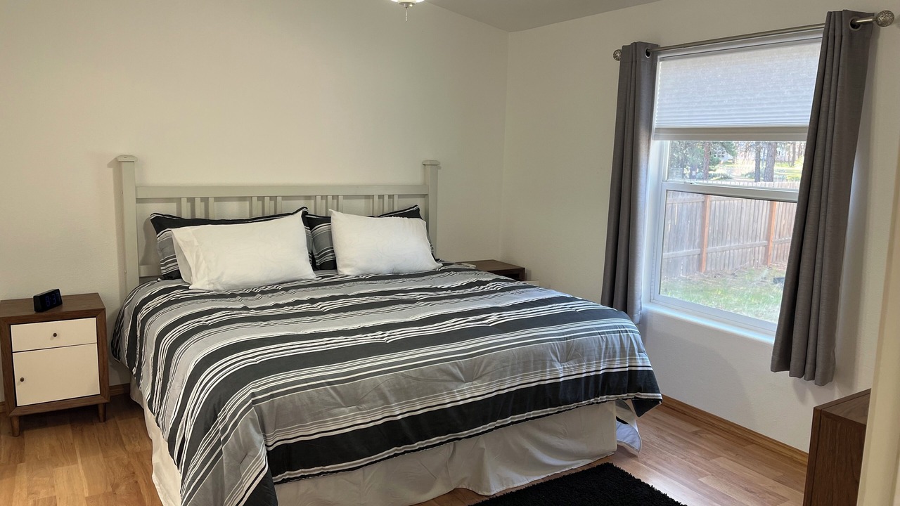 Photo of Bedroom in Pine Hollow