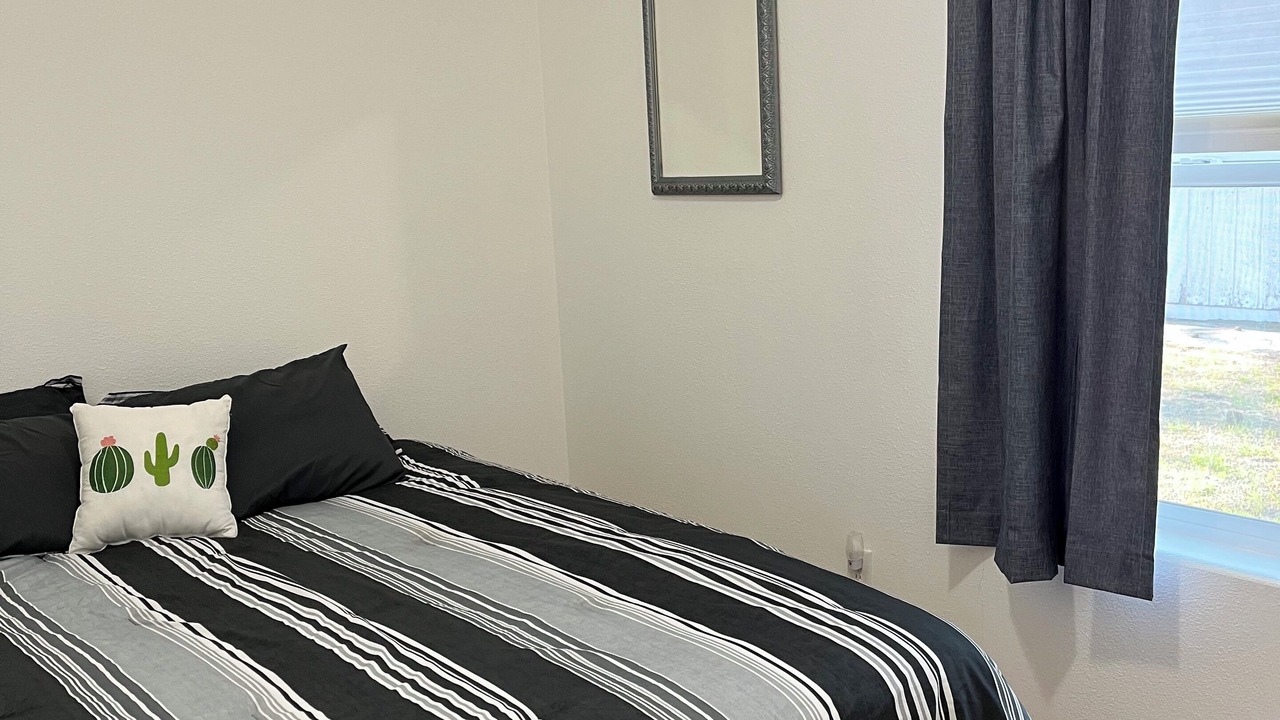 Photo of Bedroom in Pine Hollow