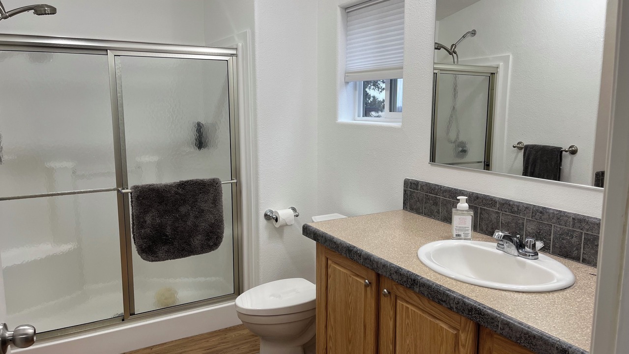 Photo of Bathroom in Pine Hollow