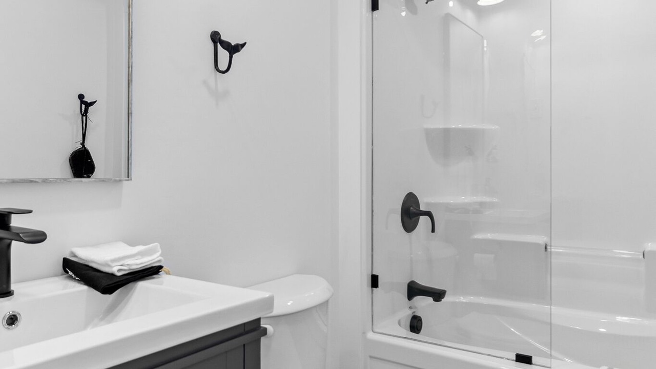 Photo of Bathroom in Flatrock