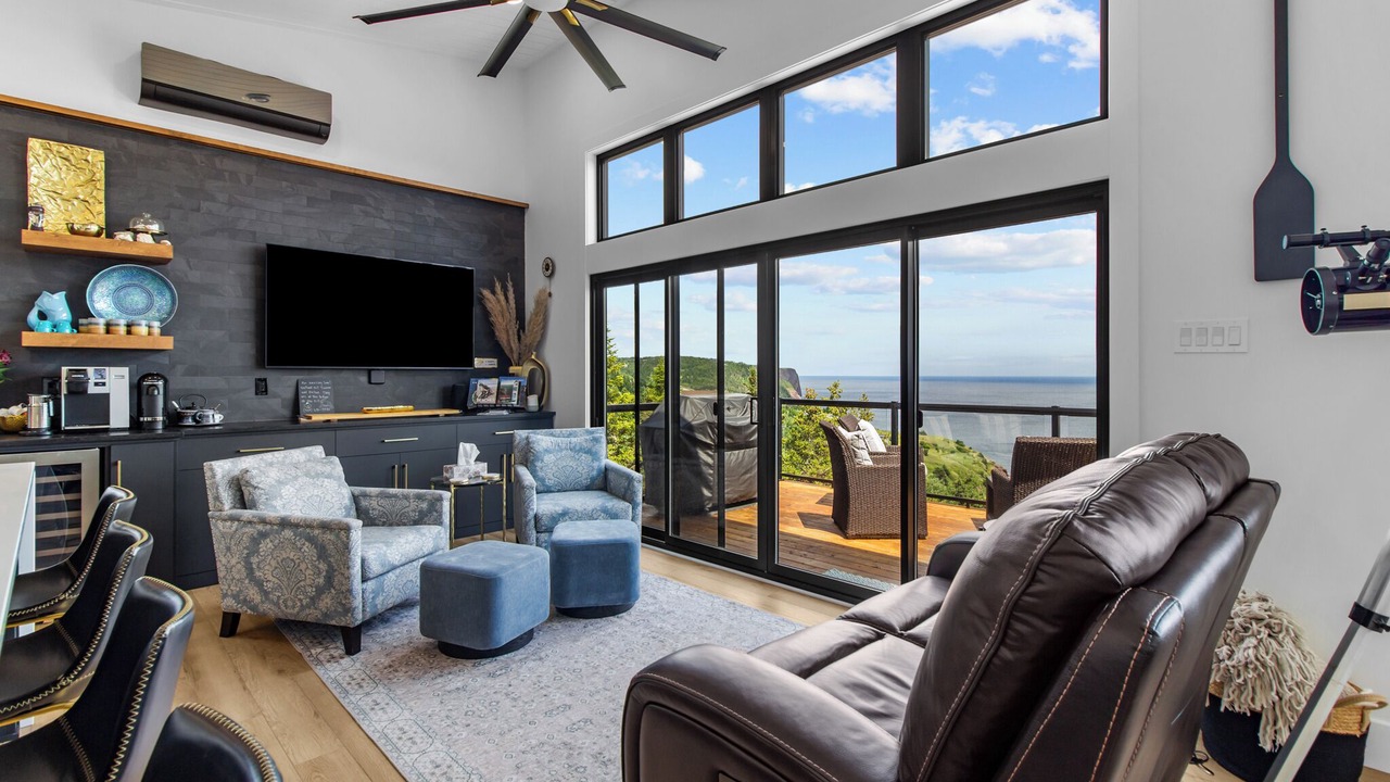 Photo of Bedroom in Flatrock