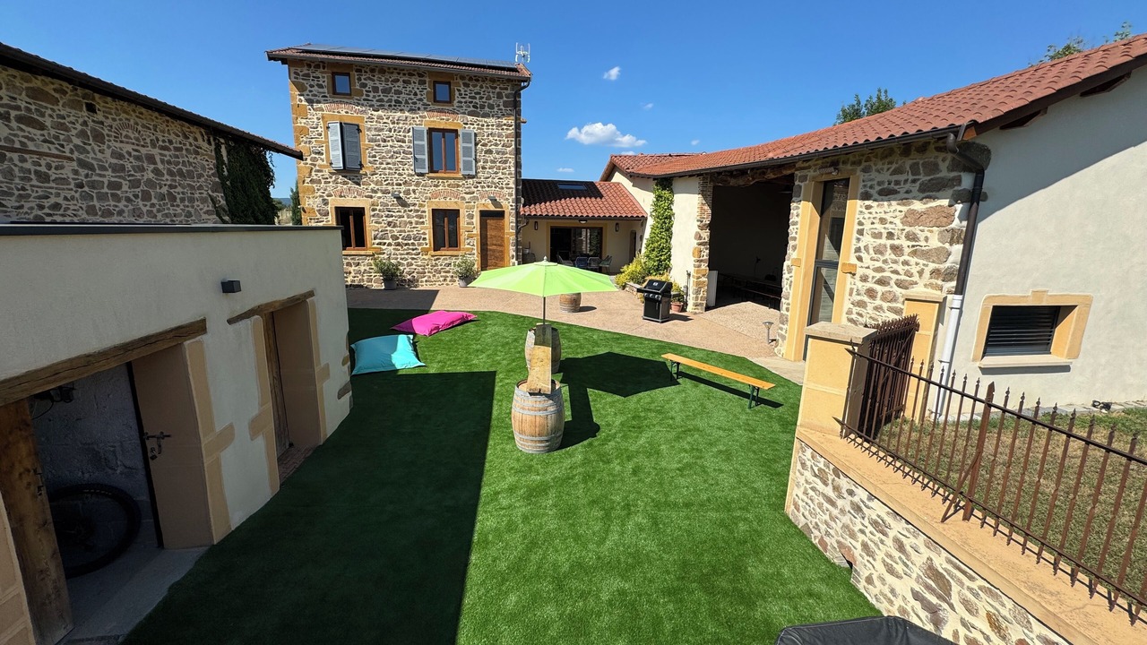 Photo of Patio Balcony in Les Olmes