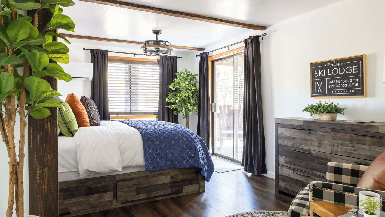 Photo of Bedroom in Munds Park