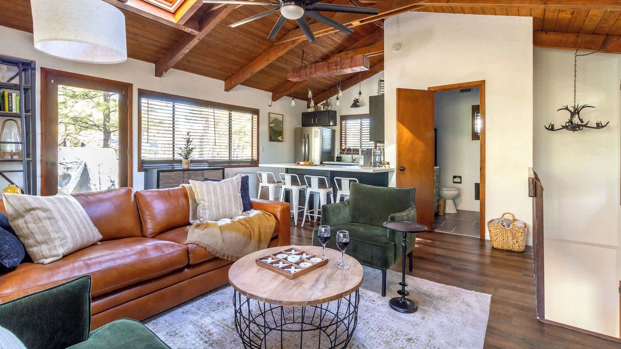 Photo of Livingroom in Munds Park