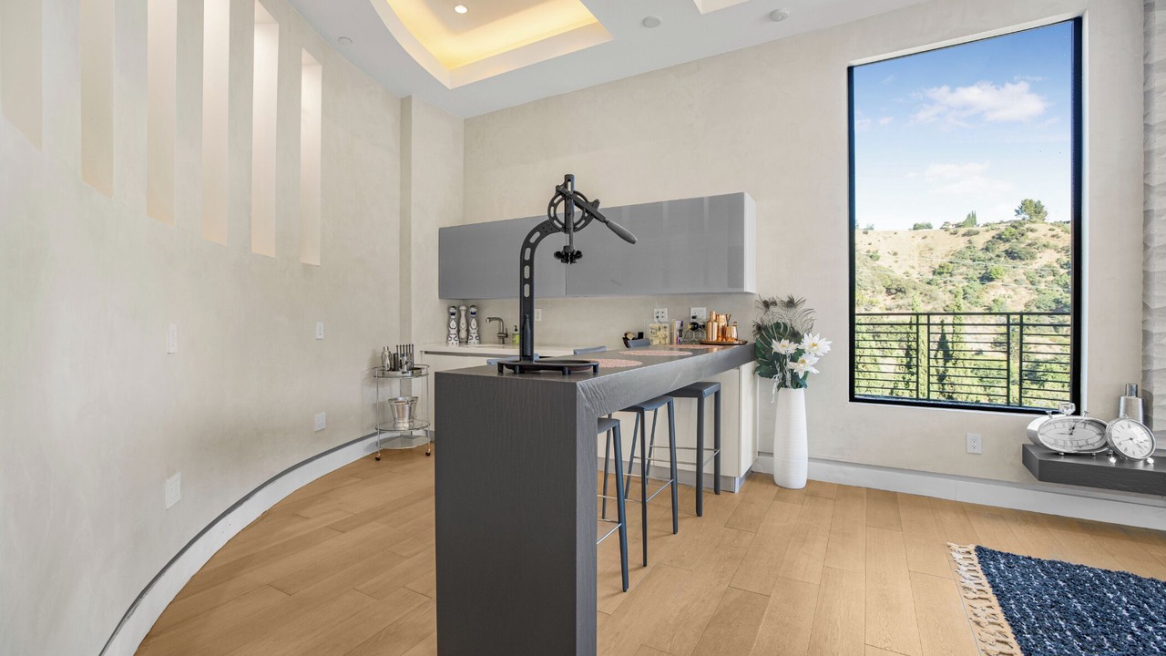 Photo of Kitchen in Hollywood Hills