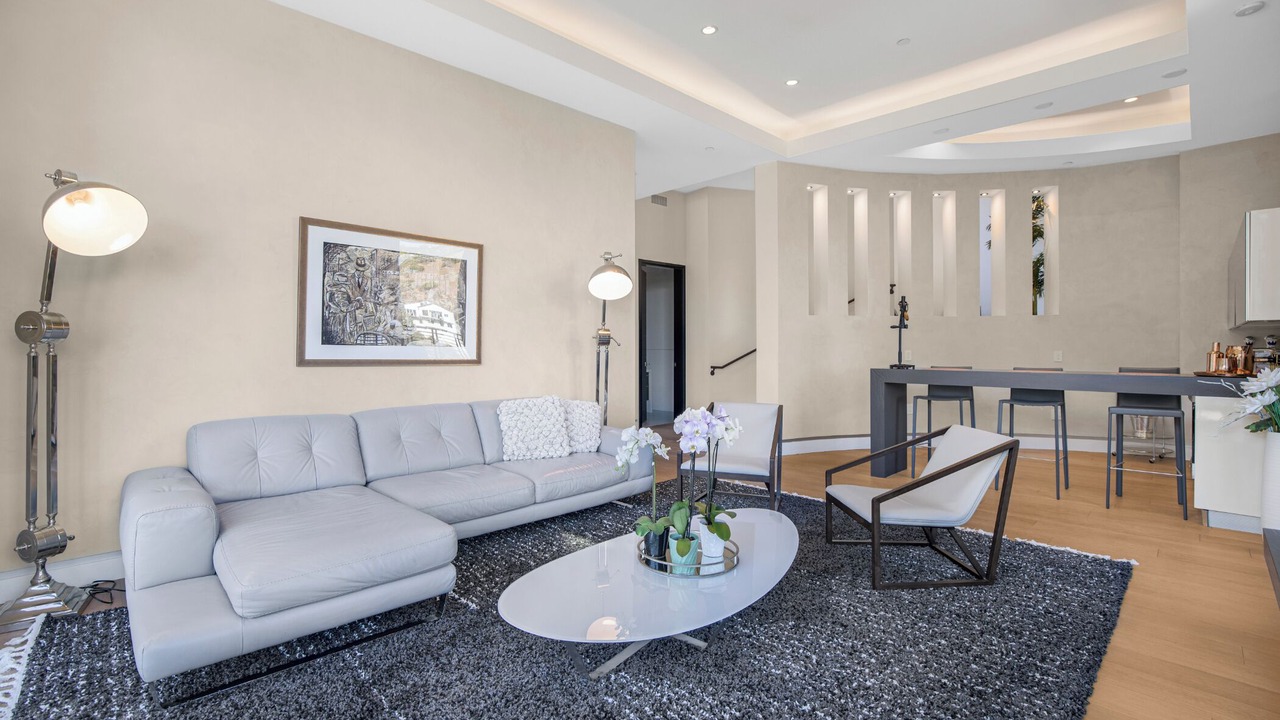 Photo of Livingroom in Hollywood Hills