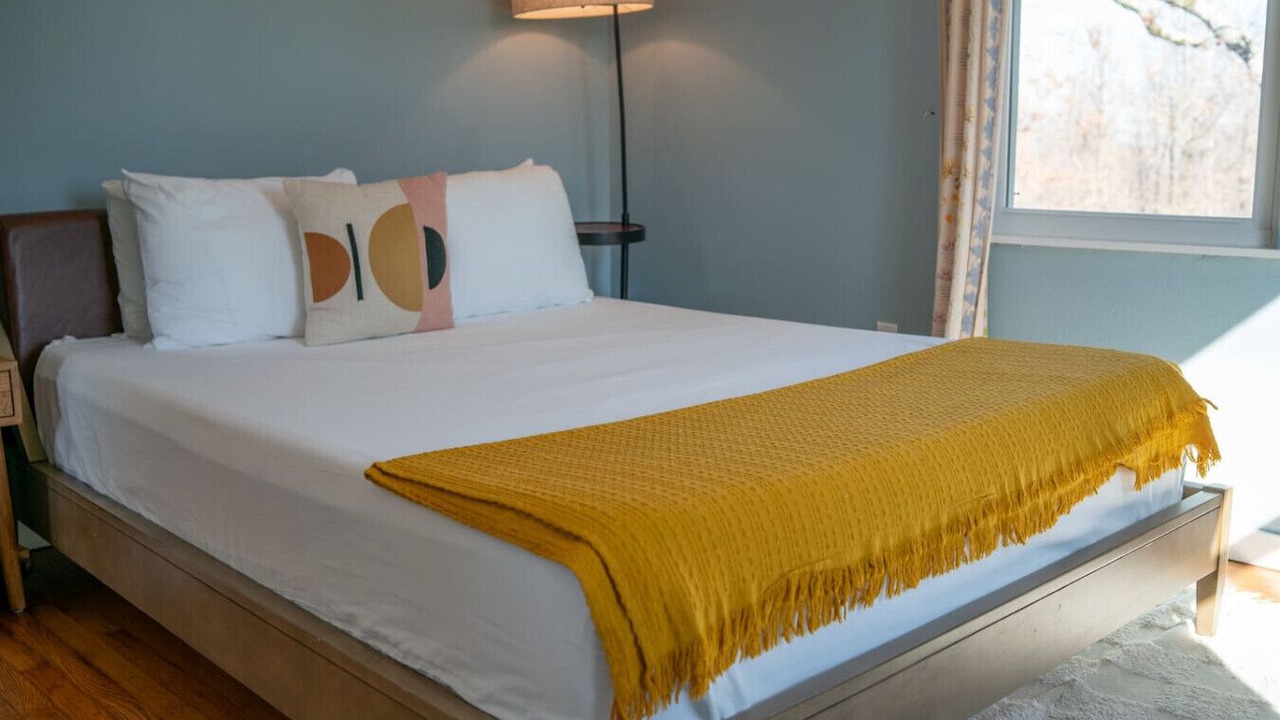 Photo of Bedroom in Eureka Springs