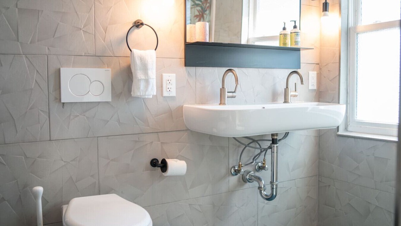 Photo of Bathroom in Eureka Springs
