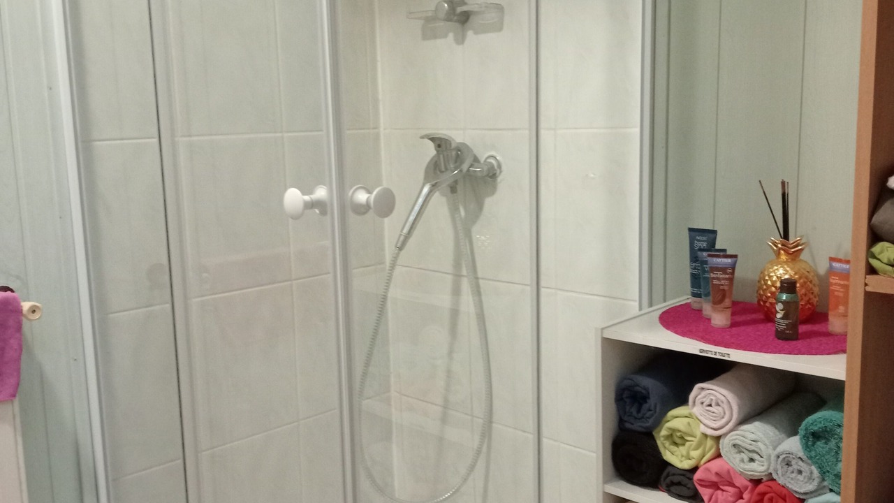 Photo of Bathroom in Saint-Roch