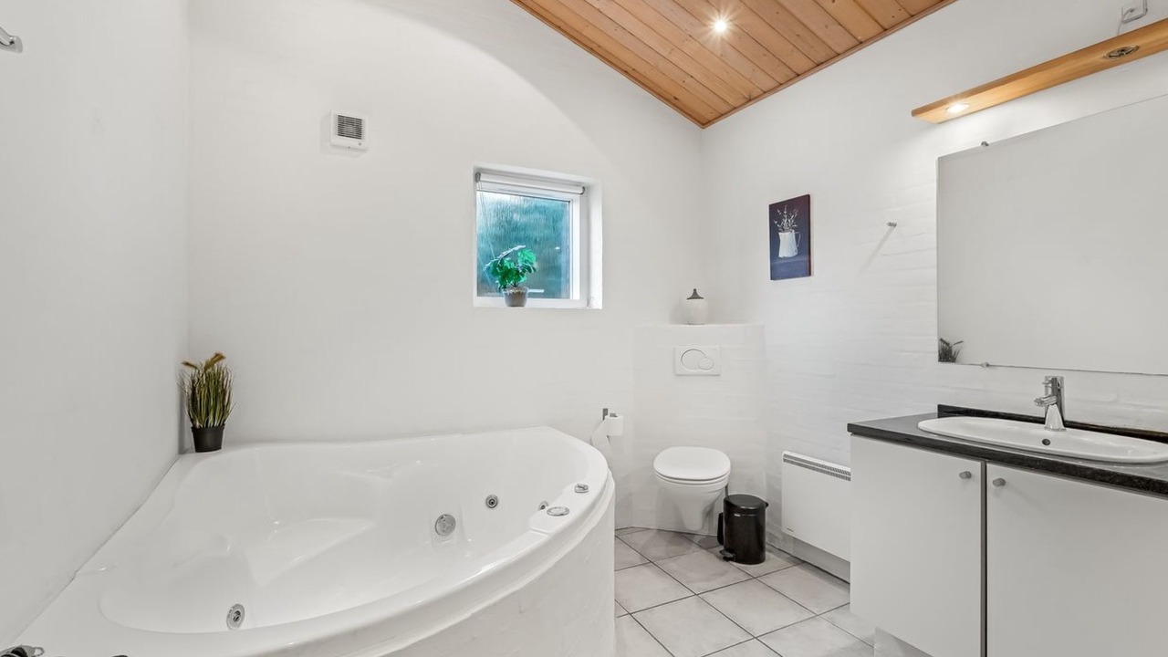 Photo of Bathroom in Sjaelborg